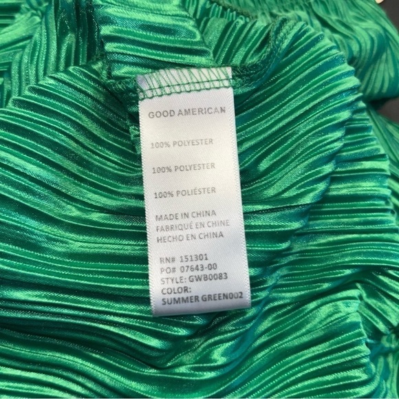 Good American Green Always Fits Plisse Wide Leg Pants - Picture 8 of 8